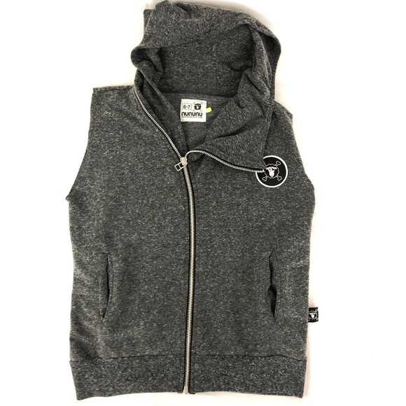nununu Other - NUNUNU Boys Zip Charcoal Vest Size 6-7